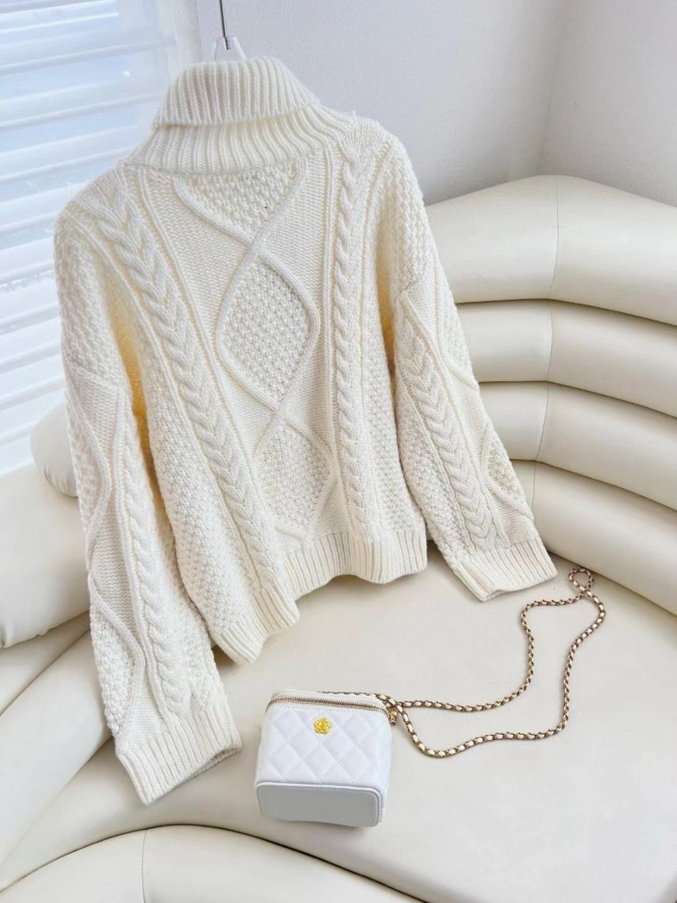 23년-매장판-셀린느-하이-넥-스웨터-명품 레플리카 미러 SA급